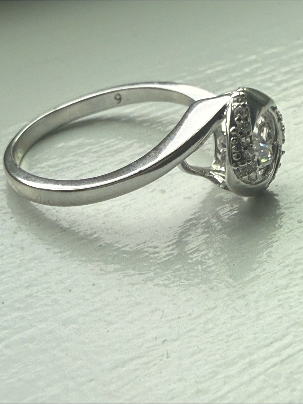 NEW! 14k White Gold Crystal Solitaire Halo Ring - Floating Center Stone - Picture 3 of 12